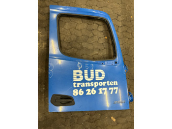 Кабина и интерьер MERCEDES-BENZ