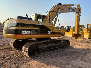 Гусеничный экскаватор CATERPILLAR 320B