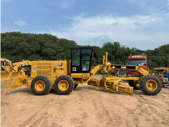 Грейдер CATERPILLAR 140K