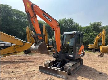 Гусеничный экскаватор DOOSAN DX60