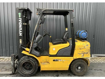 Газовый погрузчик Hyundai 30L-7: фото 2 Газовый погрузчик Hyundai 30L-7: фото 2