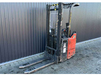 Штабелер LINDE