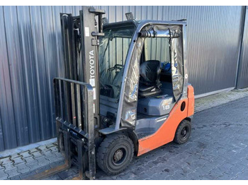 Газовый погрузчик TOYOTA FGF 15