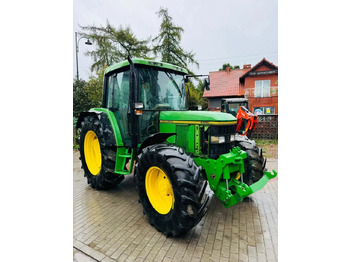Трактор JOHN DEERE 6400