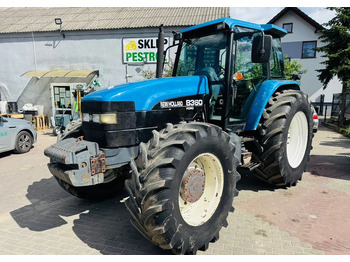 Трактор NEW HOLLAND 8360