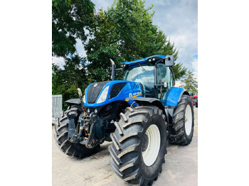 Трактор NEW HOLLAND T7.230