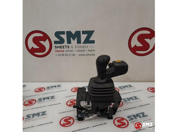 Кабина и интерьер CATERPILLAR