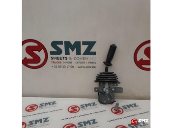 Кабина и интерьер CATERPILLAR