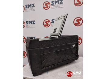 Кабина и интерьер MERCEDES-BENZ