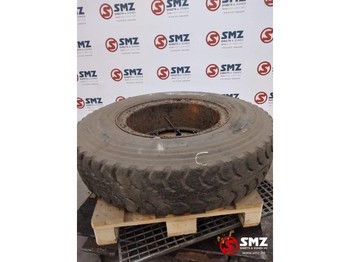 Шина PIRELLI