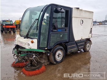 : фото в шапке страницы