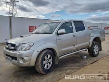 Пикап TOYOTA Hilux