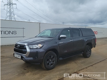 Пикап TOYOTA Hilux