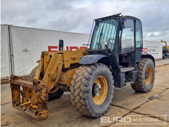 Телескопический погрузчик JCB