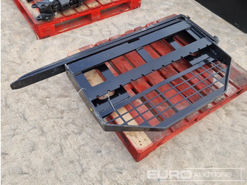 Навесное оборудование для Экскаваторов Unused Pallet Fork Frame & Forks to suit Skidsteer Loader: фото 3