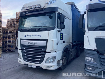 : фото в шапке страницы