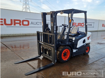 Вилочный погрузчик BOBCAT