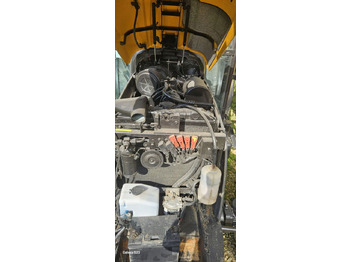 Трактор JCB 354: фото 5 Трактор JCB 354: фото 5