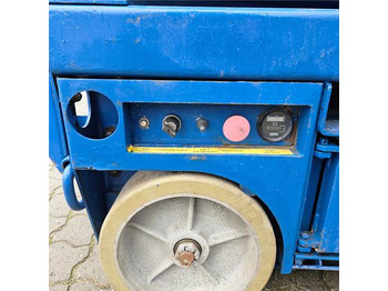 Ножничный подъемник UpRight MX19: фото 5 Ножничный подъемник UpRight MX19: фото 5