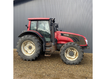 Трактор Valtra T 153: фото 2