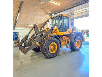 Колёсный погрузчик VOLVO L90H