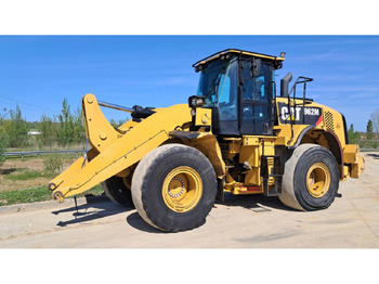 Колёсный погрузчик CATERPILLAR 962M
