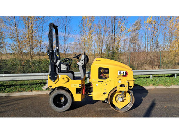 Компактор CATERPILLAR