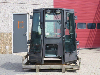 Кабина для Строительной техники New Holland CE: фото 4