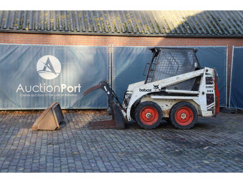 Колёсный погрузчик