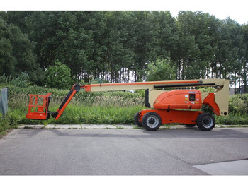 Коленчатый подъемник JLG