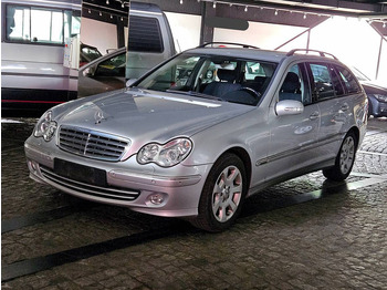 Седан MERCEDES-BENZ