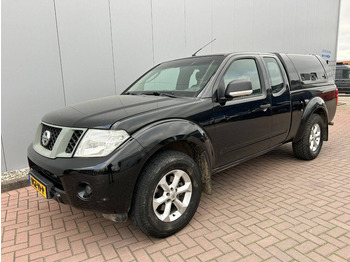 Легковой автомобиль NISSAN Navara
