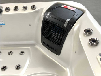 Новый Аккумулятор Onbekend: фото 3