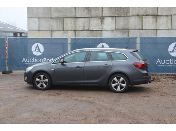 Легковой автомобиль Opel Astra Sports Tourer: фото 3 Легковой автомобиль Opel Astra Sports Tourer: фото 3