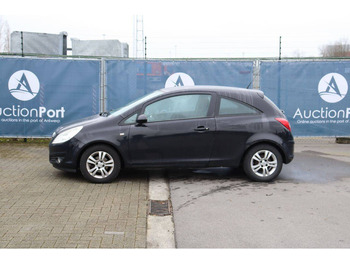 Седан Opel Corsa: фото 2 Седан Opel Corsa: фото 2