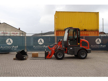 Колёсный погрузчик