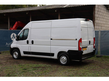 Цельнометаллический фургон Peugeot Boxer: фото 3 Цельнометаллический фургон Peugeot Boxer: фото 3