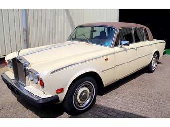Седан ROLLS-ROYCE