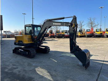 Гусеничный экскаватор Volvo EC55D: фото 3