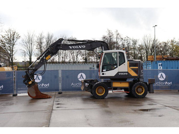 Колёсный экскаватор VOLVO EWR150E