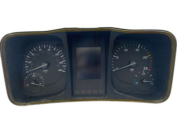 : фото в шапке страницы