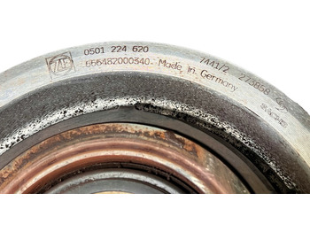 Запчасти Iveco S-WAY: фото 2 Запчасти Iveco S-WAY: фото 2