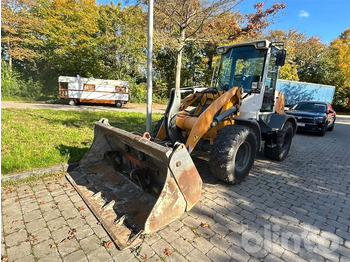 Колёсный погрузчик LIEBHERR L 509