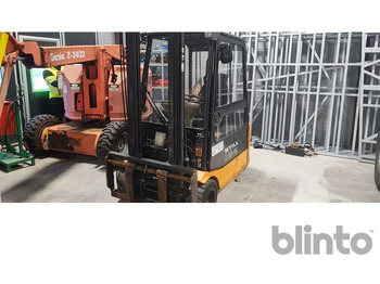 Вилочный погрузчик STILL R20