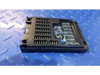 : фото в шапке страницы