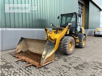 Колёсный погрузчик CATERPILLAR 908M