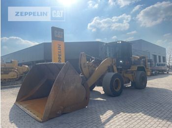 Колёсный погрузчик CATERPILLAR 938M