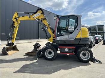 Колёсный экскаватор WACKER