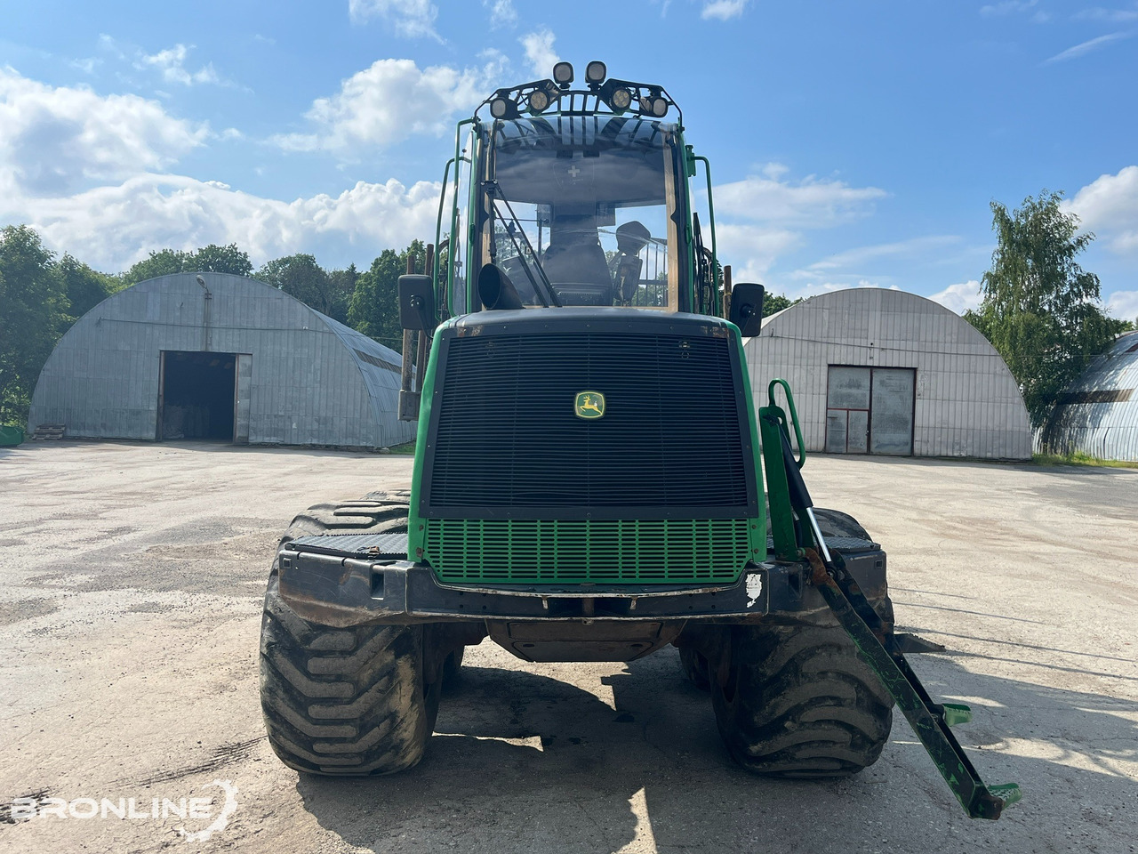 2010 John Deere 1110E Forwarder 8x8 - Форвардер: фото 3 2010 John Deere 1110E Forwarder 8x8 - Форвардер: фото 3