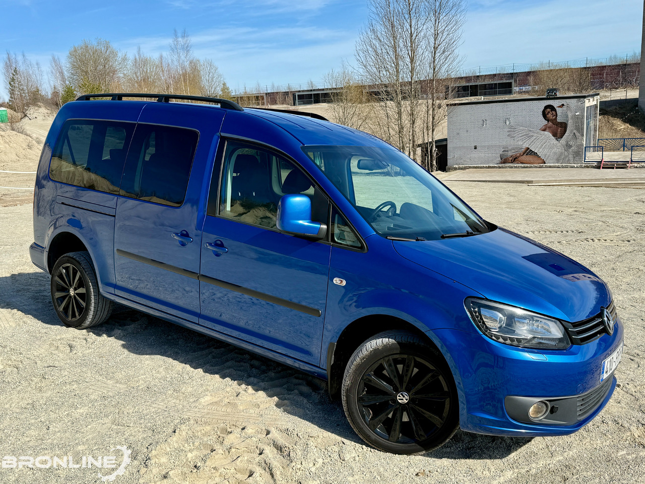 2014 Volkswagen Caddy Maxi Highline 2.0tdi 4x4 - Легковой фургон: фото 2 2014 Volkswagen Caddy Maxi Highline 2.0tdi 4x4 - Легковой фургон: фото 2